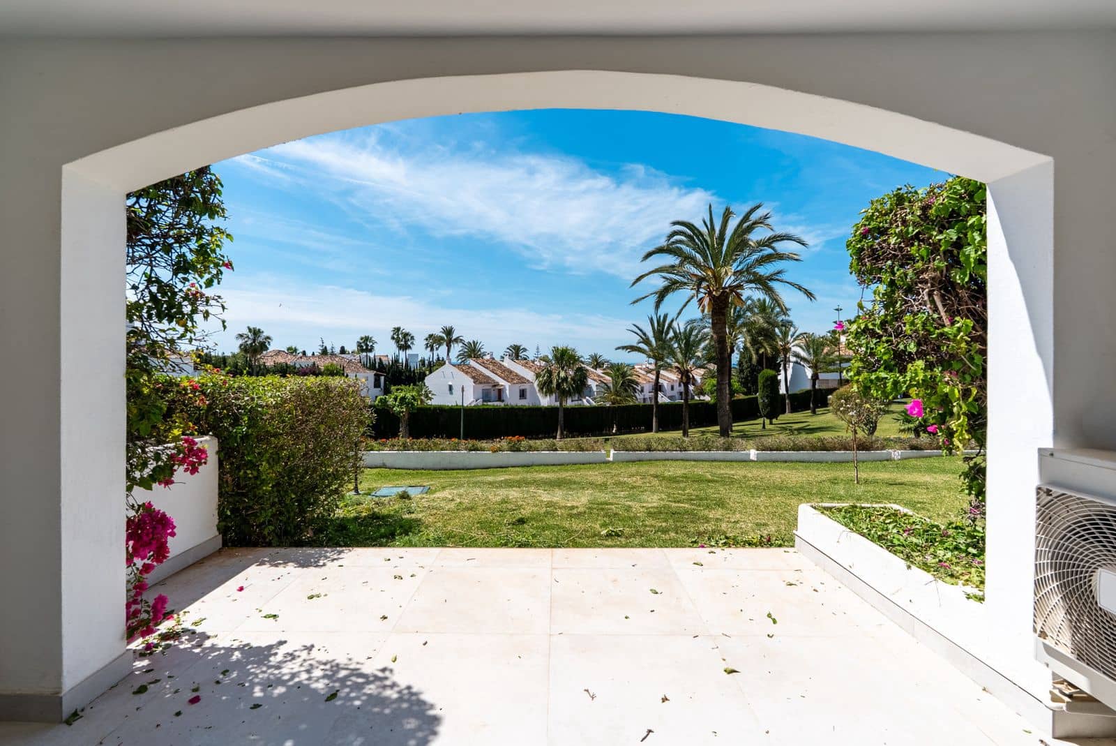 3 sovrum Lägenhet till salu i Nueva Andalucia - 895 000 € (Ref: 9894580)