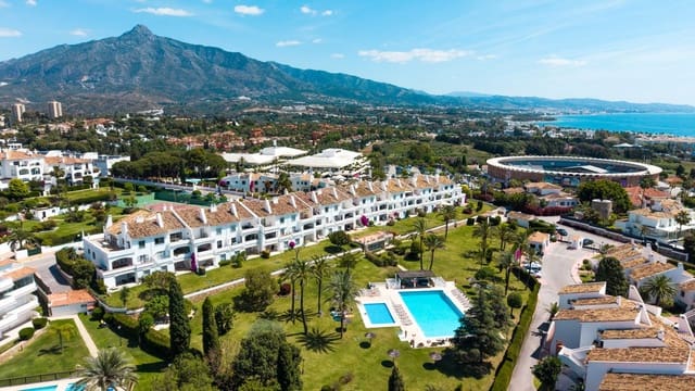 3 sovrum Lägenhet till salu i Nueva Andalucia, Marbella - 895 000 € (Ref: 9894580)