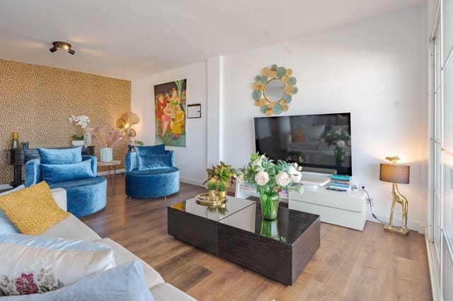 6 sypialnia Dom na sprzedaż w Miasto Málaga - 1 195 000 € (Ref: 9894583)