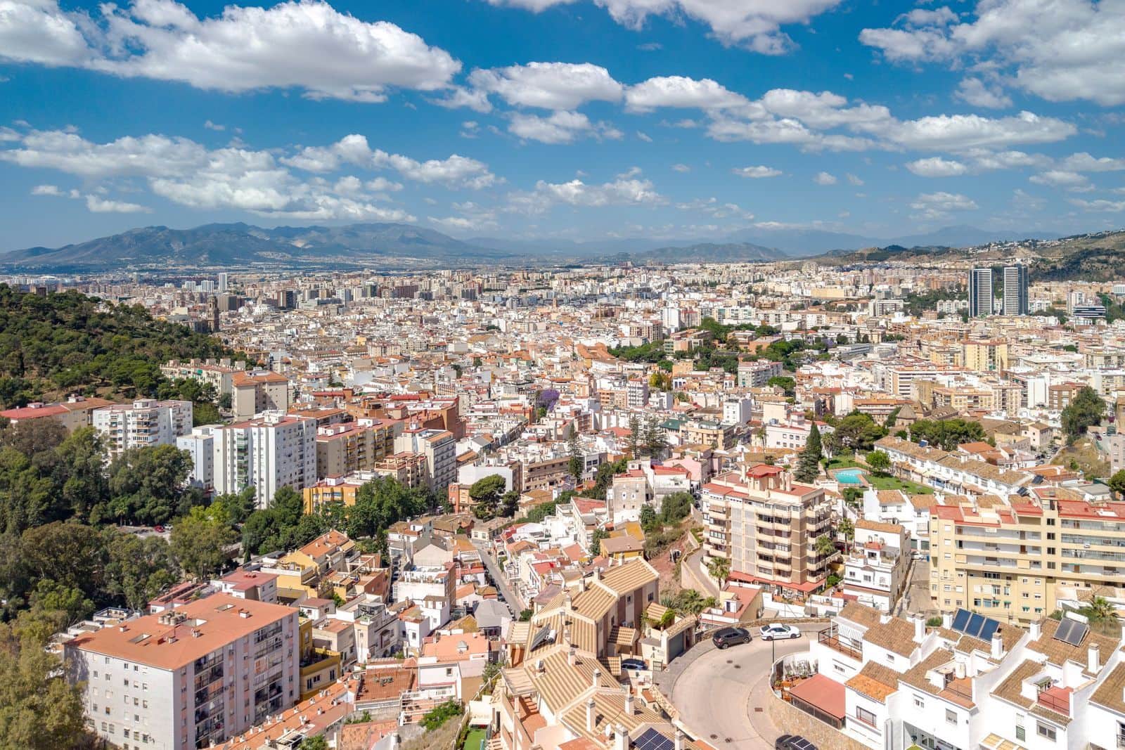 6 sypialnia Dom na sprzedaż w Miasto Malaga - 1 195 000 € (Ref: 9894583)