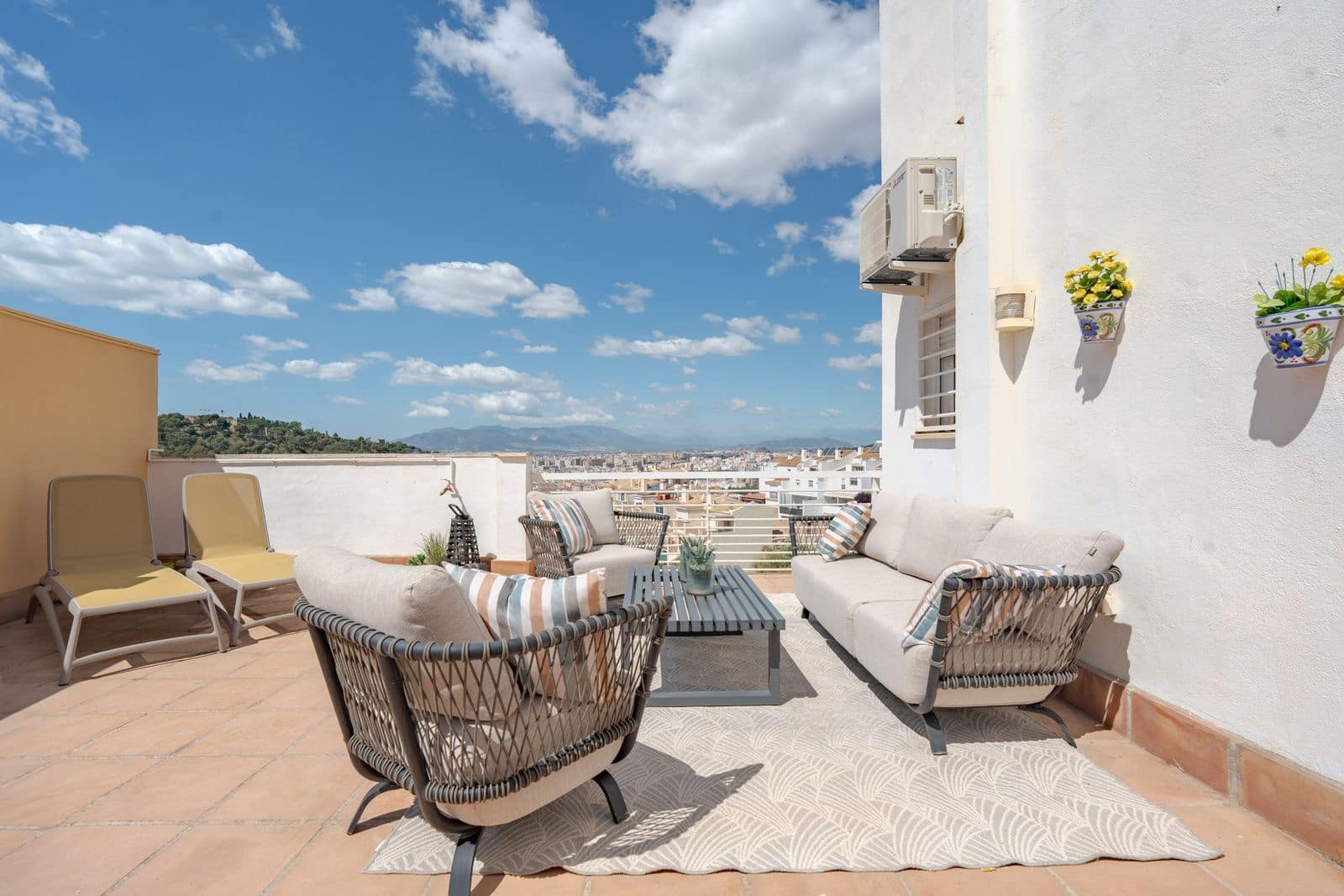 6 sypialnia Dom na sprzedaż w Miasto Malaga - 1 195 000 € (Ref: 9894583)