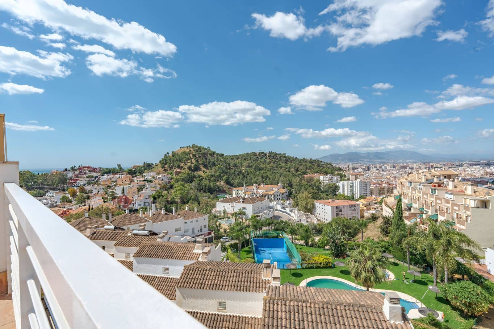 6 sypialnia Dom na sprzedaż w Miasto Malaga - 1 195 000 € (Ref: 9894583)
