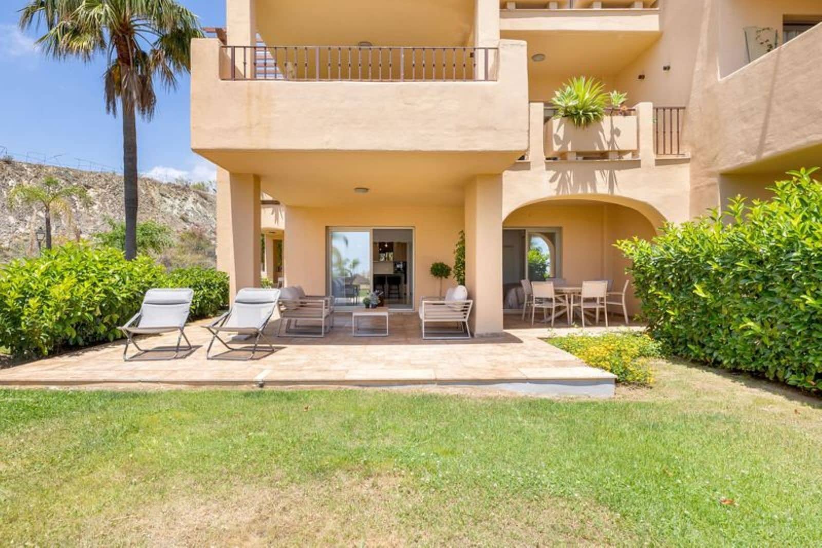 3 soveværelse Lejlighed til salg i Benahavis - € 770.000 (Ref: 9894586)