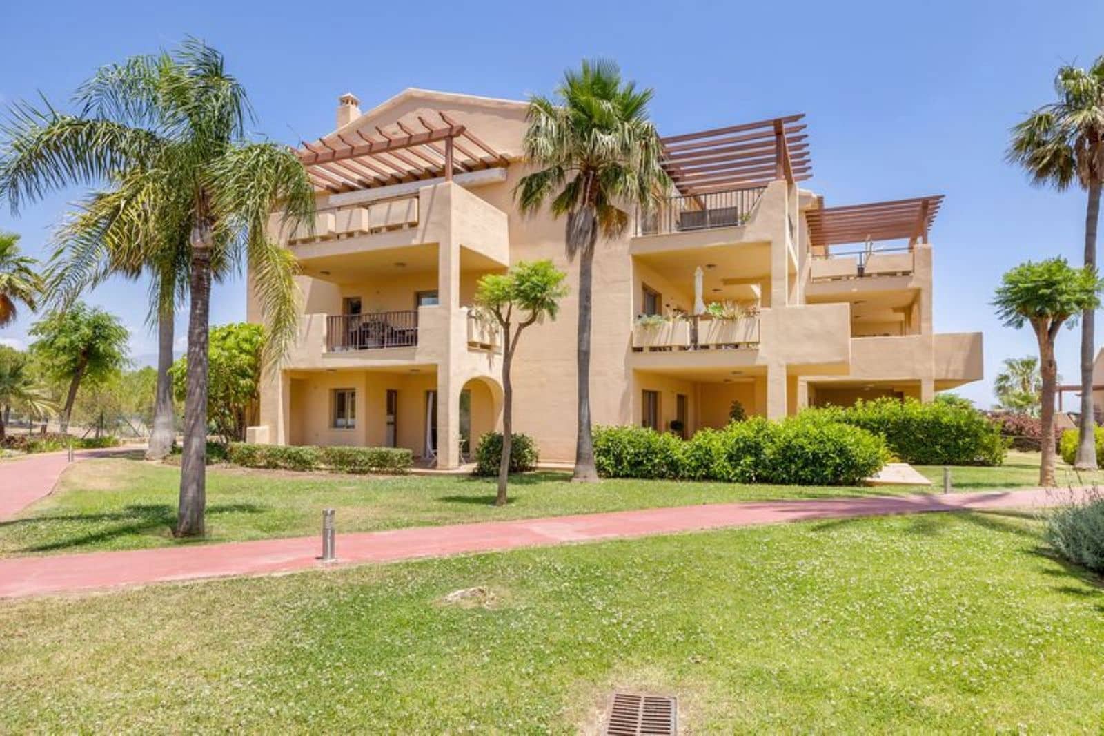 3 soveværelse Lejlighed til salg i Benahavis - € 770.000 (Ref: 9894586)