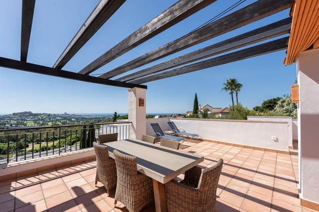 2 quarto Penthouse para venda em La Quinta, Benahavís - 615 000 € (Ref: 9894588)
