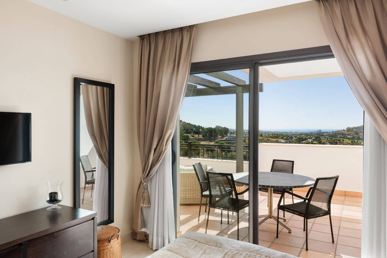 2 quarto Penthouse para venda em La Quinta - 615 000 € (Ref: 9894588)