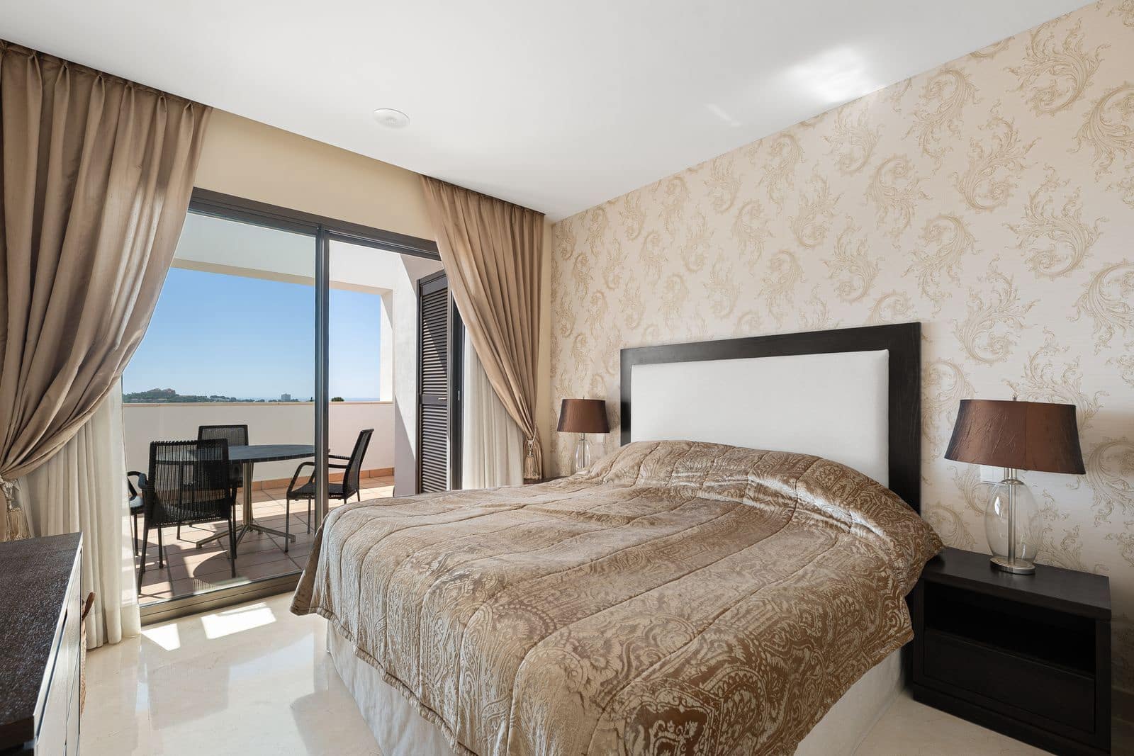 2 quarto Penthouse para venda em La Quinta - 615 000 € (Ref: 9894588)