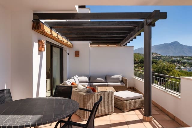 2 quarto Penthouse para venda em La Quinta, Benahavís - 615 000 € (Ref: 9894588)