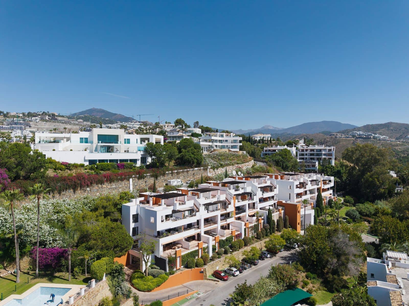 2 quarto Penthouse para venda em La Quinta - 615 000 € (Ref: 9894588)