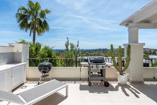 3 sypialnia Dom na sprzedaż w Nueva Andalucia, Marbella - 2 000 000 € (Ref: 9894590)