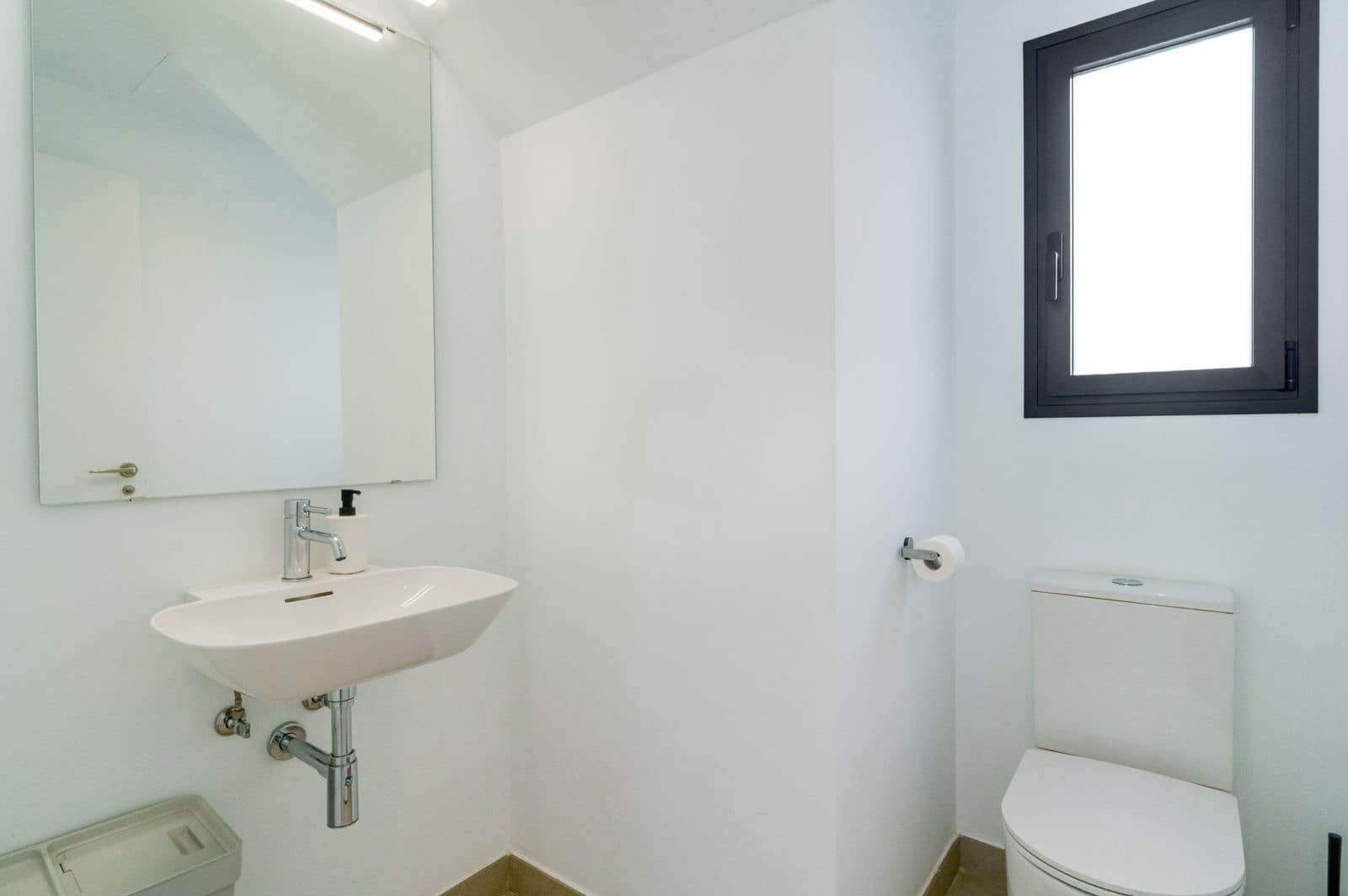3 quarto Moradia Geminada para venda em New Golden Mile - 769 000 € (Ref: 9894592)