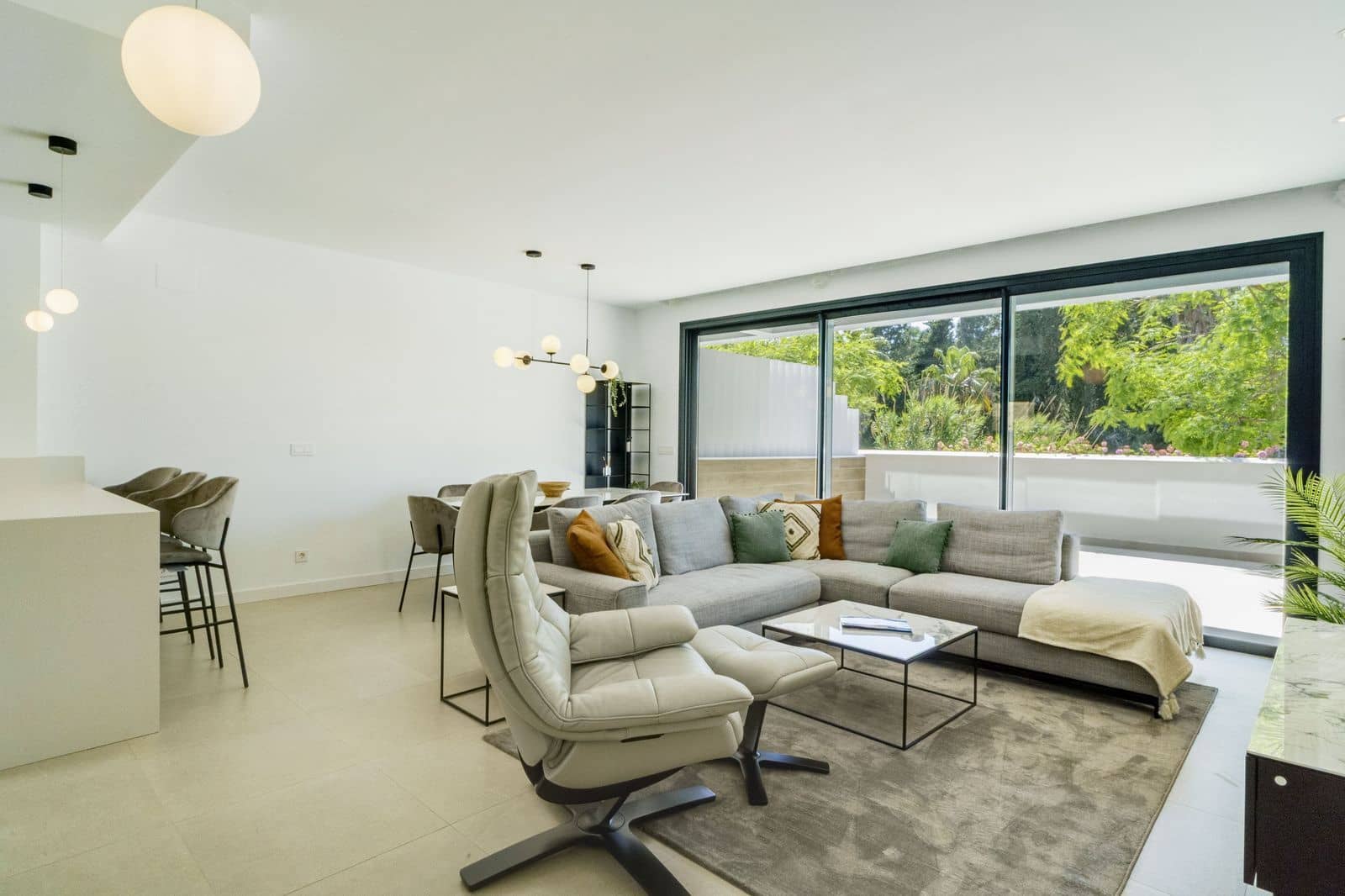 3 quarto Moradia Geminada para venda em New Golden Mile - 769 000 € (Ref: 9894592)