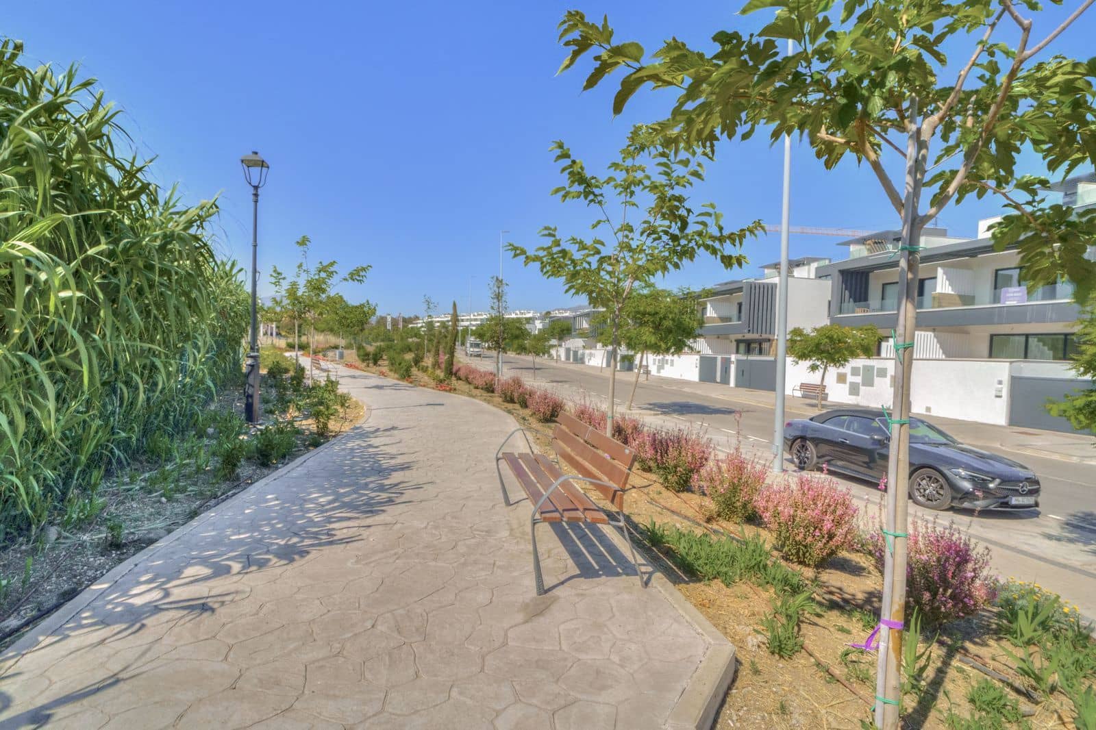 3 quarto Moradia Geminada para venda em New Golden Mile - 769 000 € (Ref: 9894592)