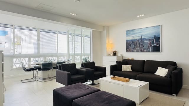 2 soveværelse Lejlighed til salg i Puerto Banus, Marbella - € 590.000 (Ref: 9894593)