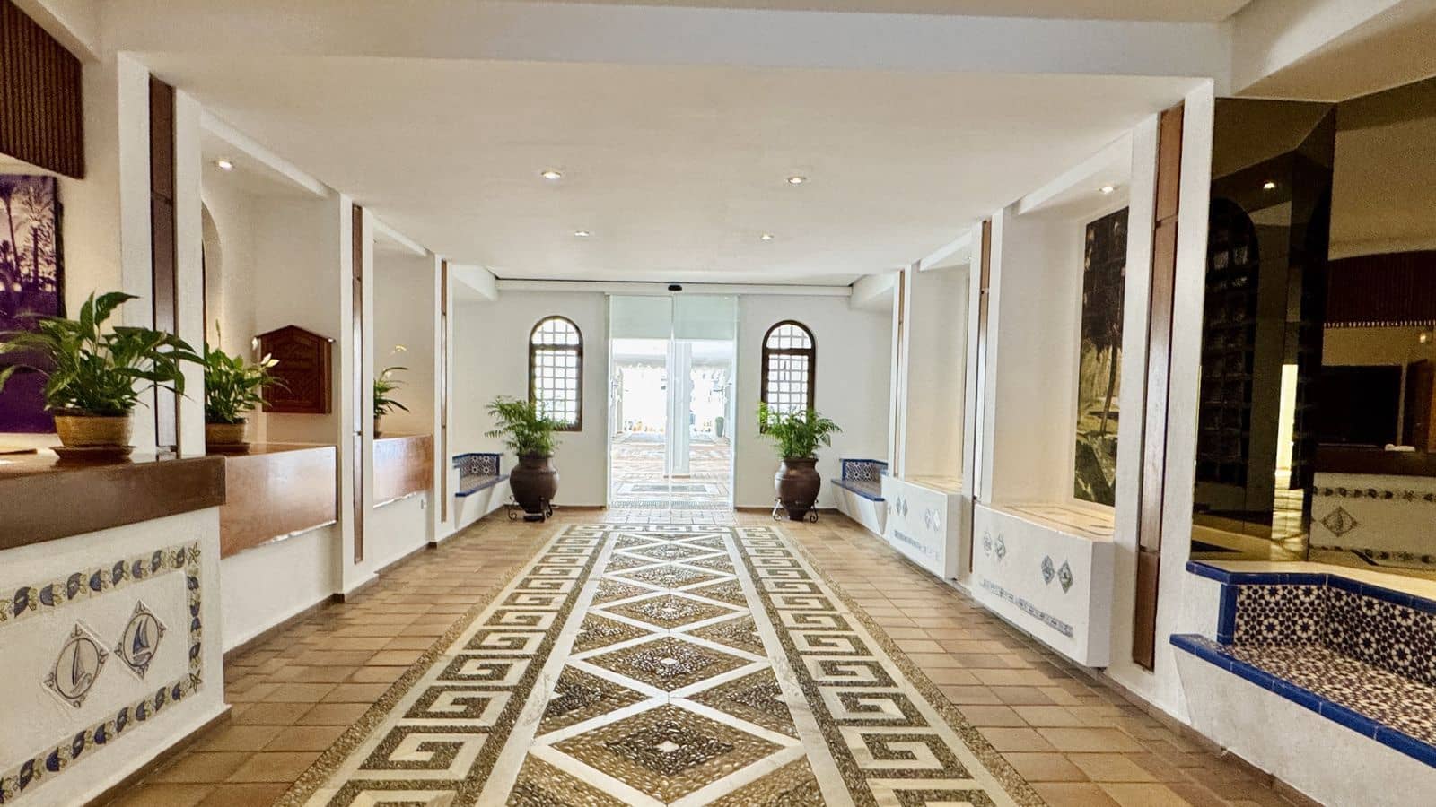 2 soveværelse Lejlighed til salg i Puerto Banus - € 590.000 (Ref: 9894593)