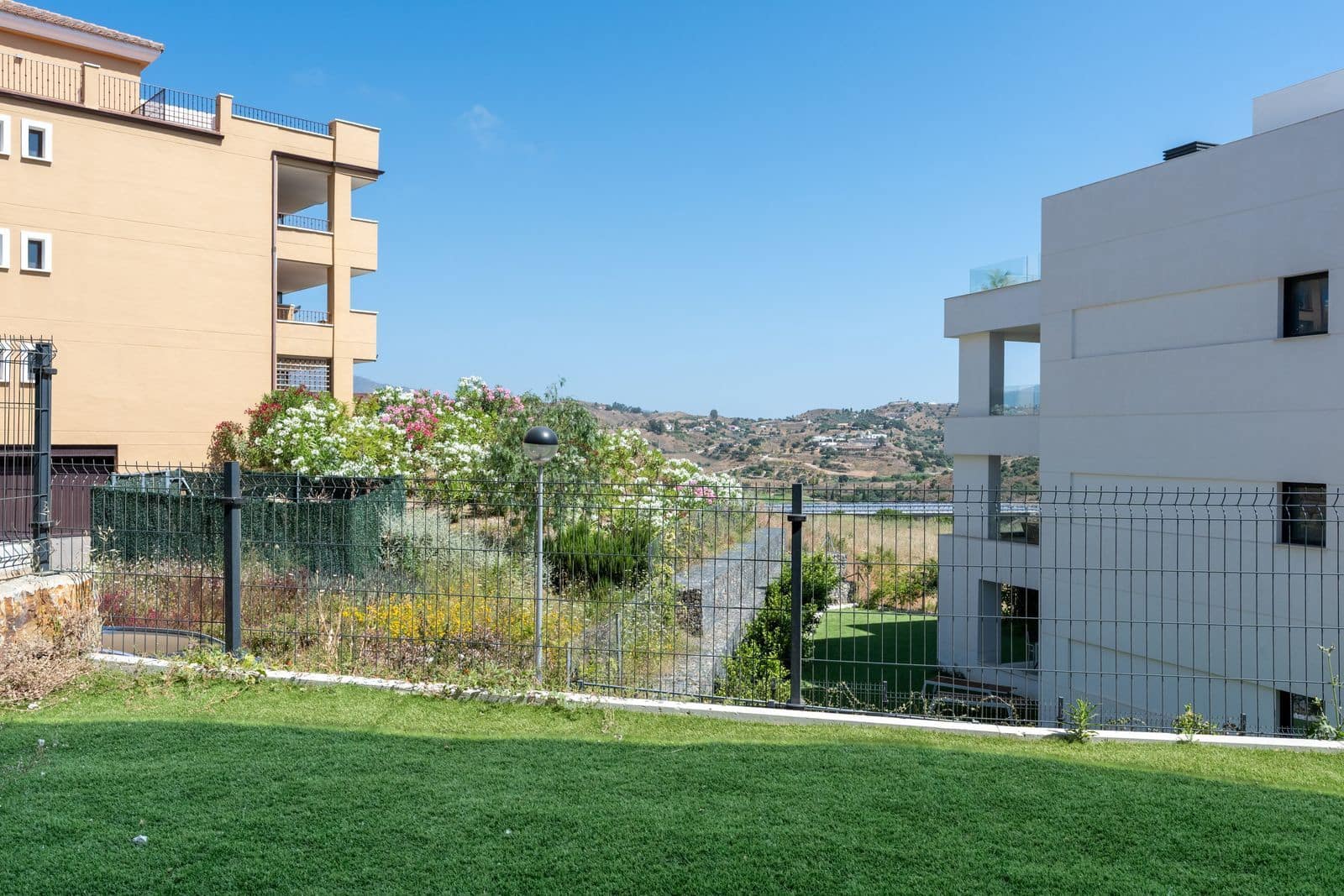 2 chambre Appartement à vendre à La Cala de Mijas - 379 000 € (Ref: 9894596)