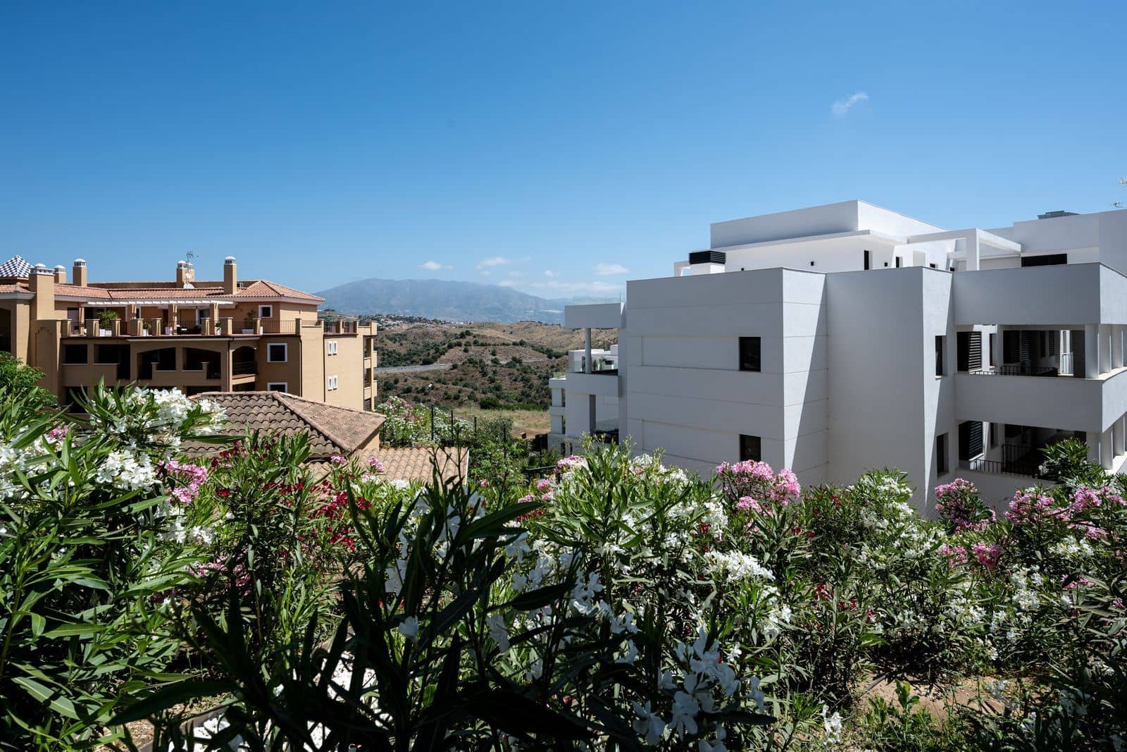 2 chambre Appartement à vendre à La Cala de Mijas - 379 000 € (Ref: 9894596)
