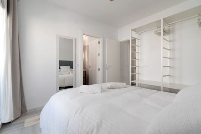 2 soverom Hus til salgs i Calahonda, Mijas - € 485 000 (Ref: 9894597)