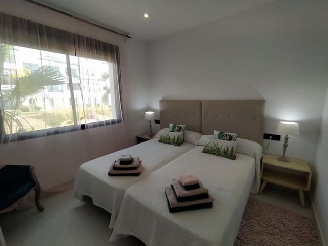 2 sypialnia Penthouse na sprzedaż w Estepona - 550 000 € (Ref: 9894598)