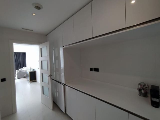 2 sypialnia Penthouse na sprzedaż w Estepona - 550 000 € (Ref: 9894598)