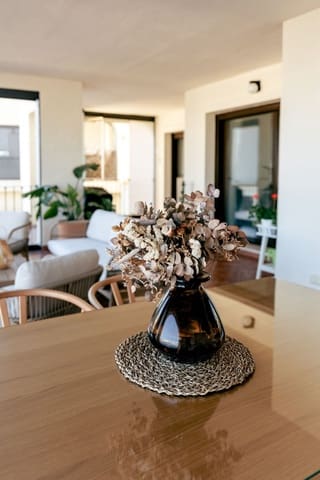 3 bedroom Apartment for sale in Estepona - € 395,000 (Ref: 9894600)