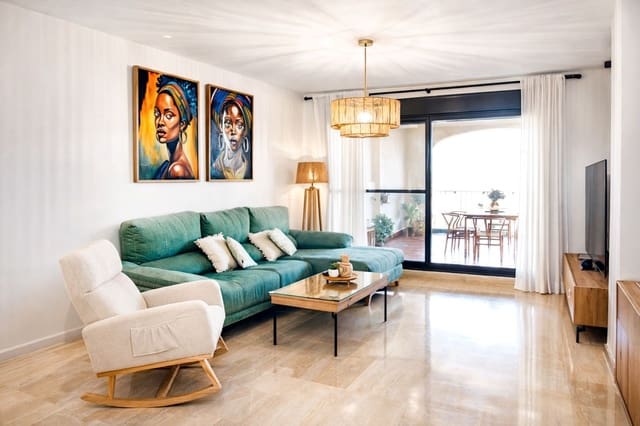 3 bedroom Apartment for sale in Estepona - € 395,000 (Ref: 9894600)