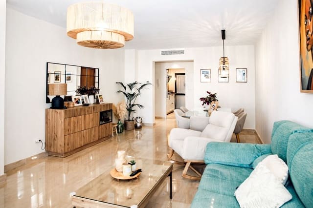 3 bedroom Apartment for sale in Estepona - € 395,000 (Ref: 9894600)