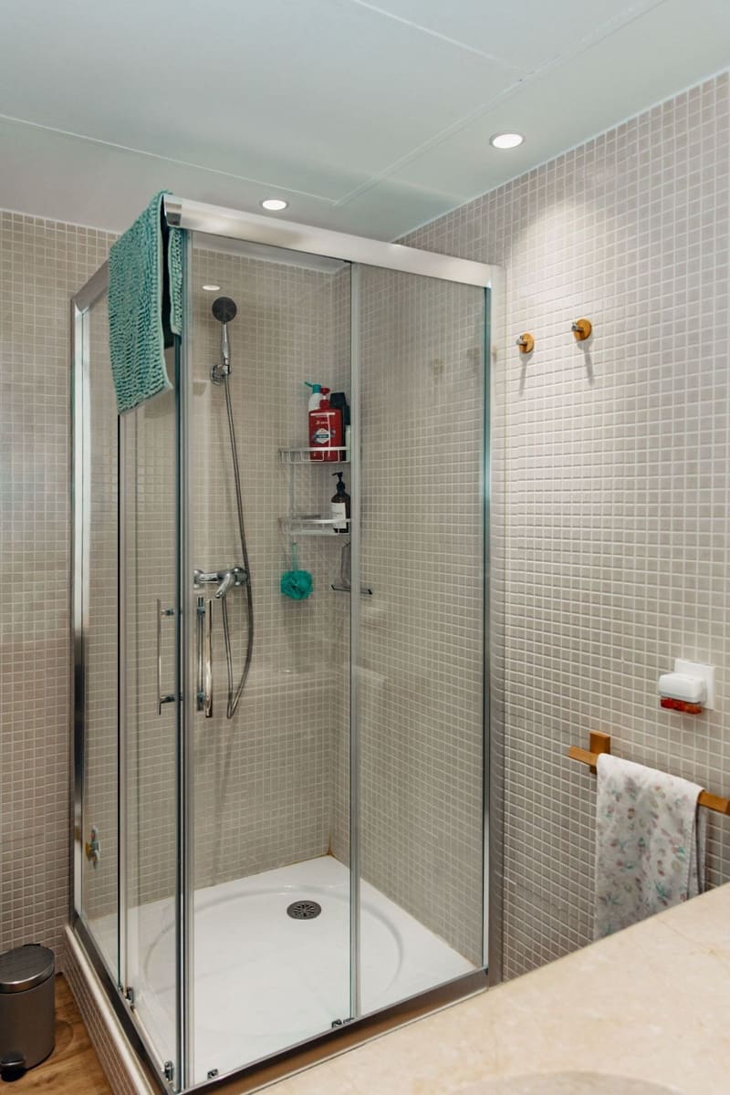 3 bedroom Apartment for sale in Estepona - € 395,000 (Ref: 9894600)