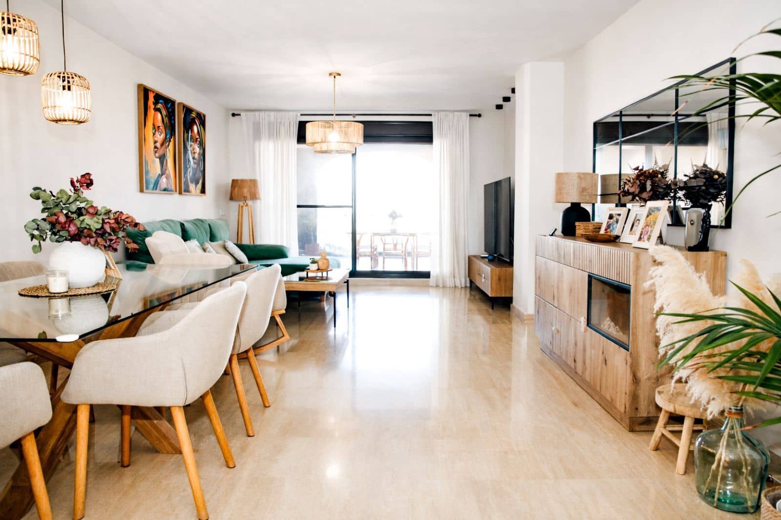 3 bedroom Apartment for sale in Estepona - € 395,000 (Ref: 9894600)