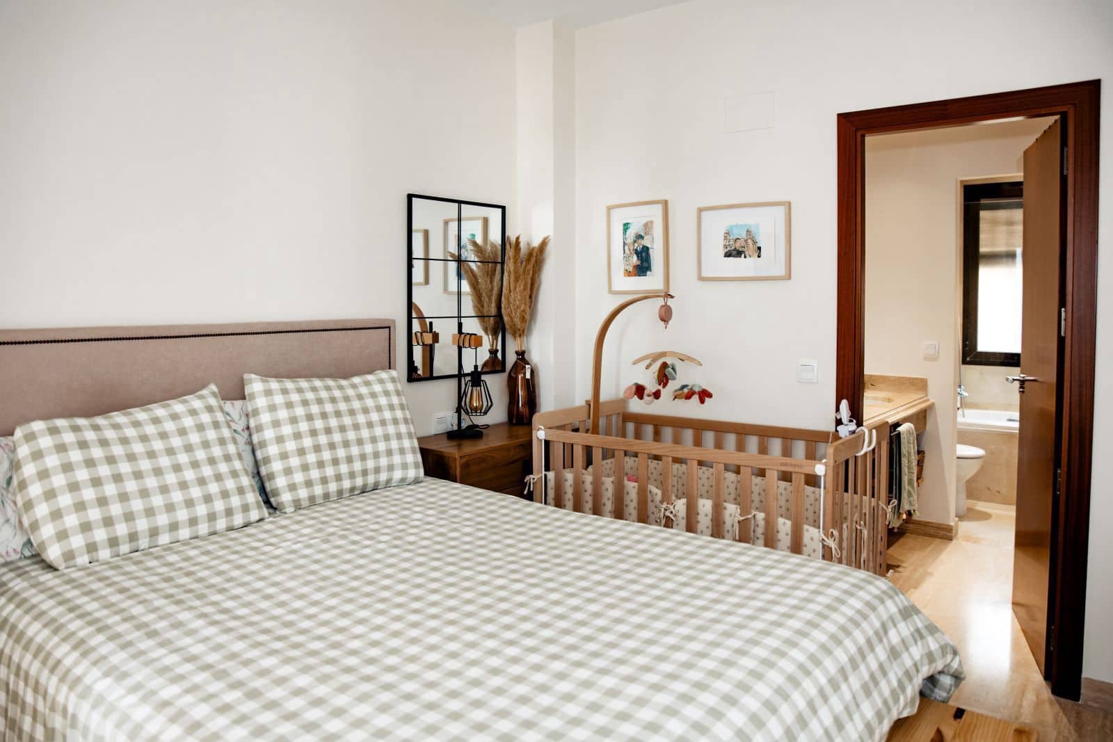 3 bedroom Apartment for sale in Estepona - € 395,000 (Ref: 9894600)