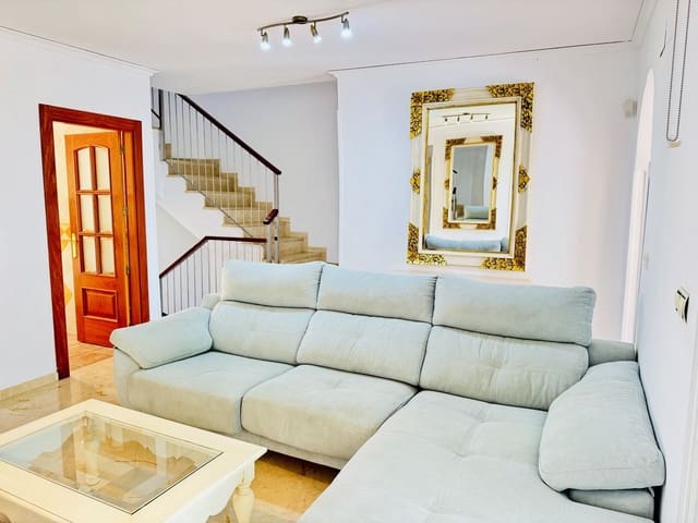 3 Zimmer Haus zu verkaufen in Costabella, Marbella - 790.000 € (Ref: 9894601)
