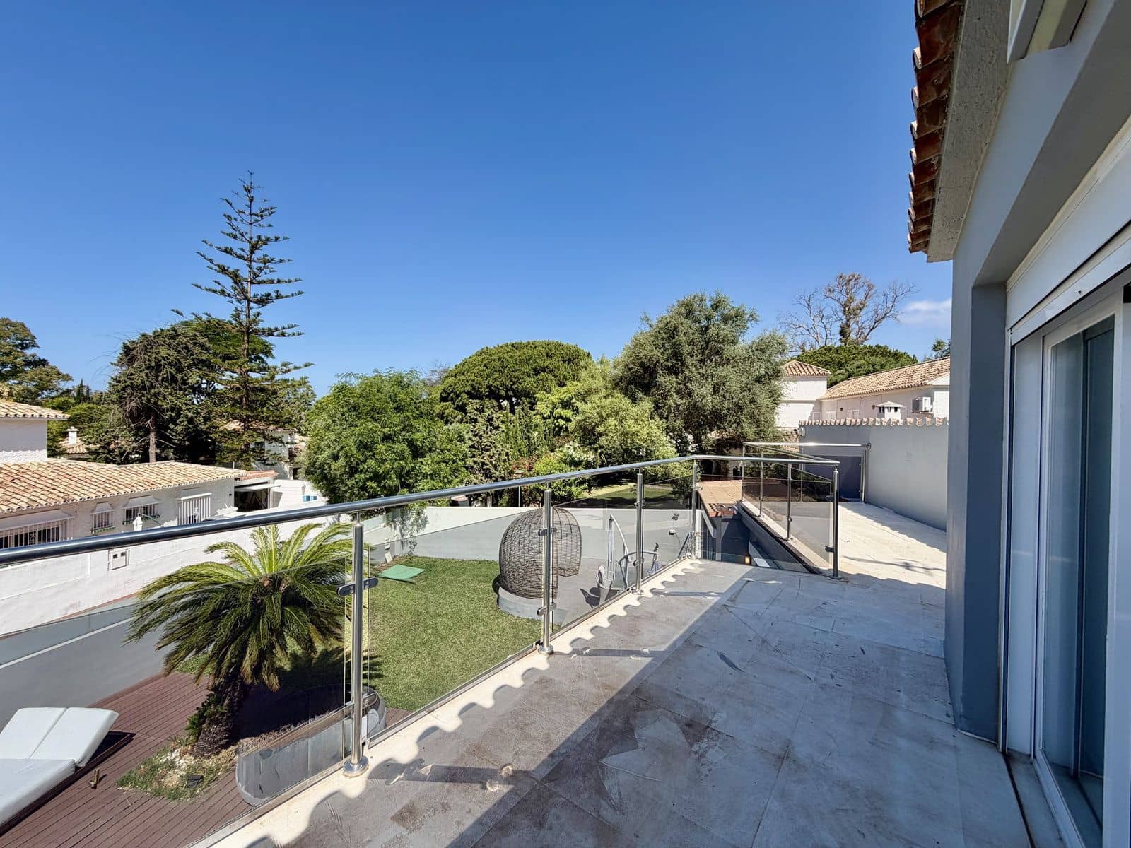 4 bedroom Villa for sale in Cabopino - € 1,725,000 (Ref: 9894602)