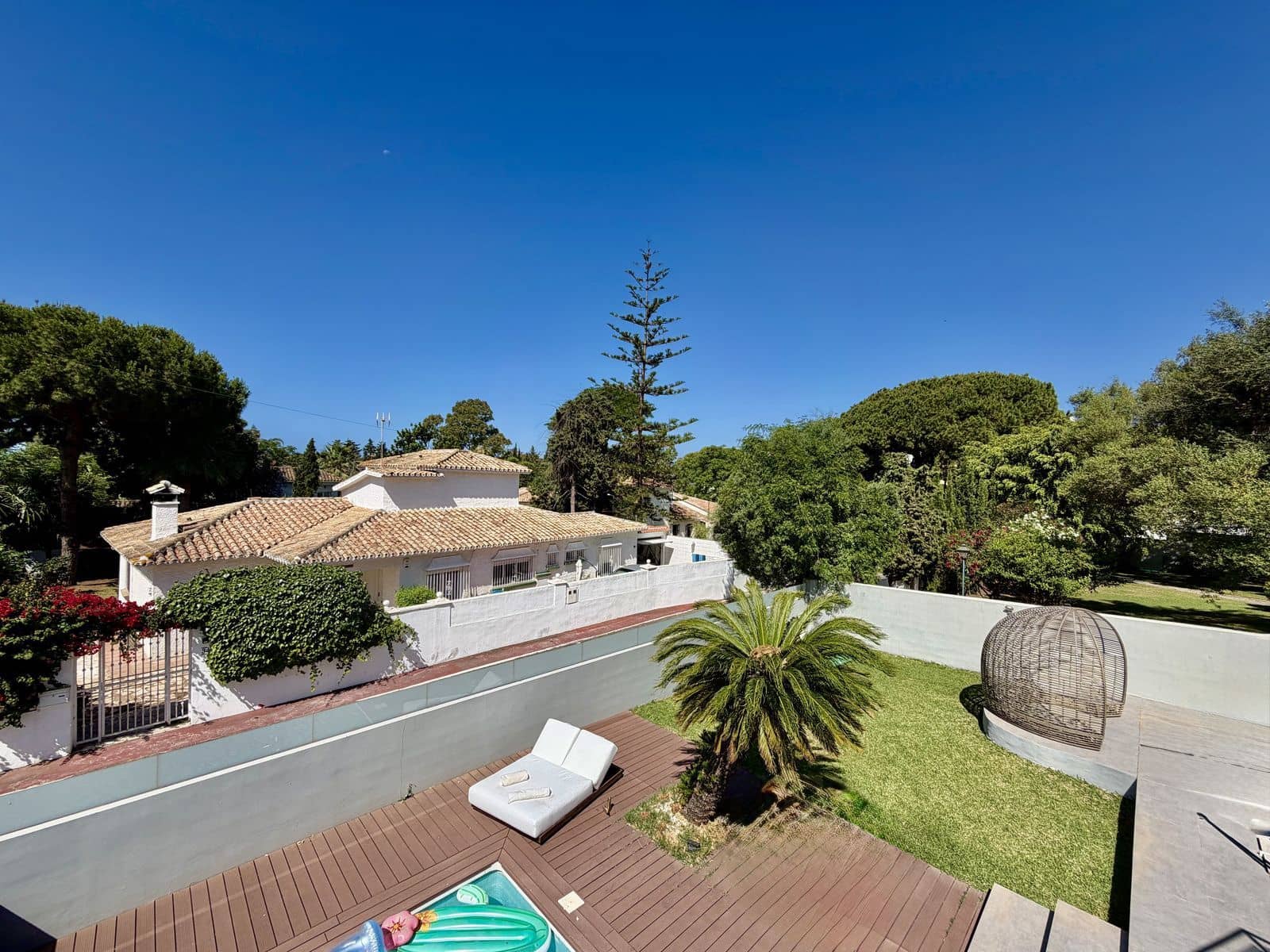 4 bedroom Villa for sale in Cabopino - € 1,725,000 (Ref: 9894602)