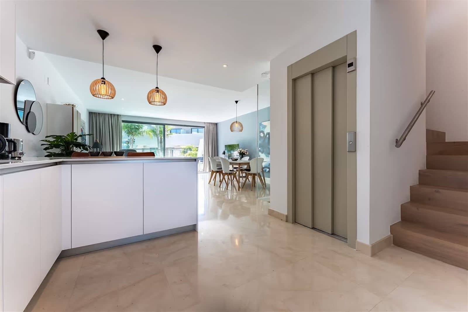 Casa de 3 habitaciones en La Cala de Mijas en venta - 1.100.000 € (Ref: 9894603)