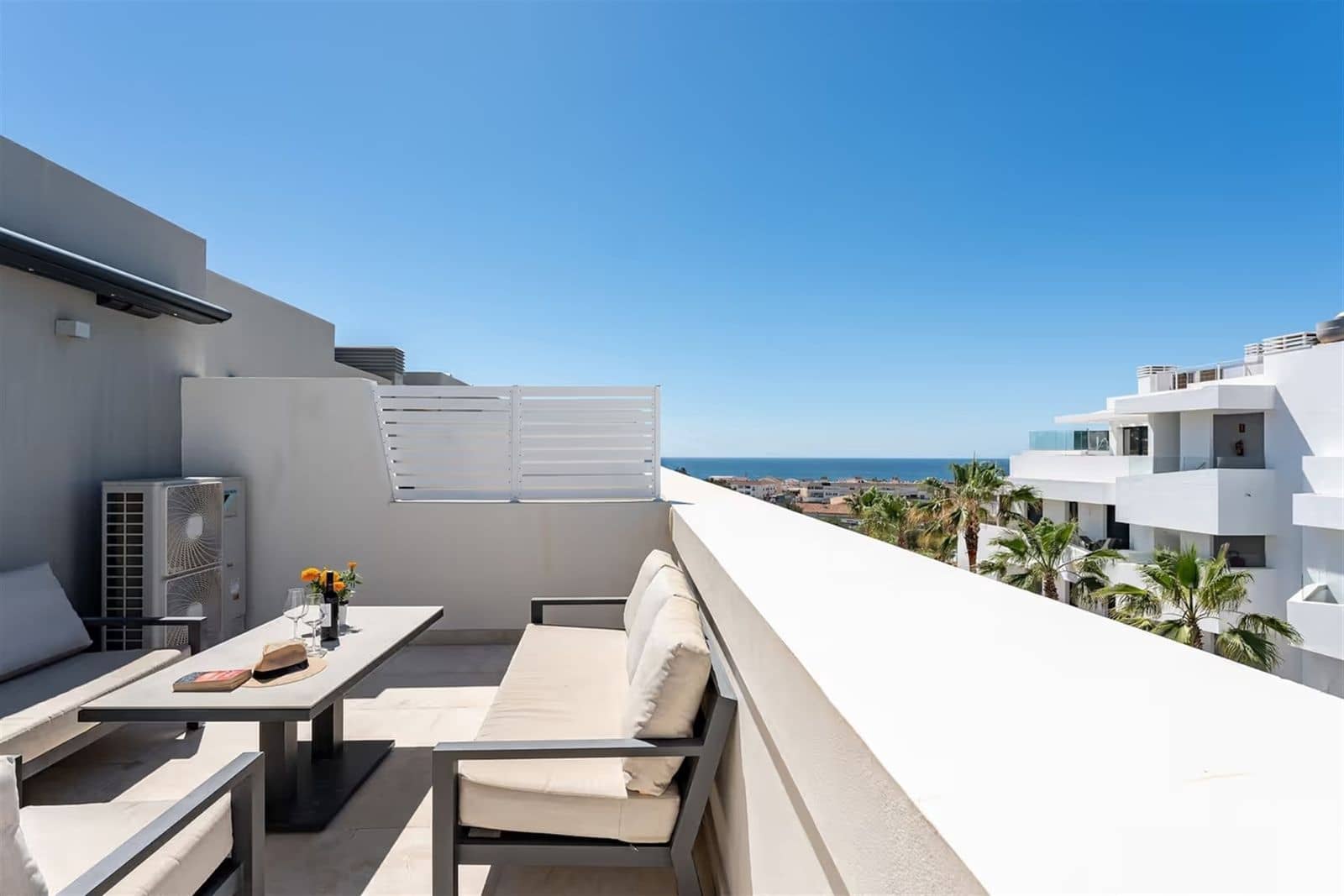 Casa de 3 habitaciones en La Cala de Mijas en venta - 1.100.000 € (Ref: 9894603)