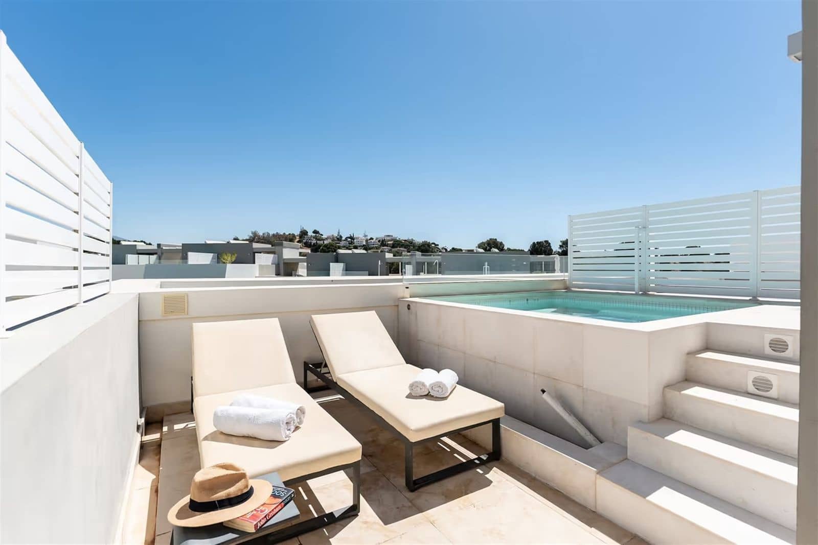 Casa de 3 habitaciones en La Cala de Mijas en venta - 1.100.000 € (Ref: 9894603)