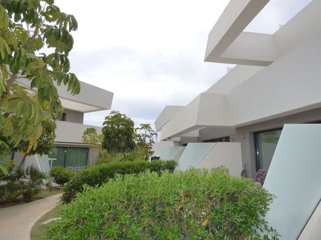 Casa de 3 habitaciones en La Cala de Mijas, Mijas en venta - 1.100.000 € (Ref: 9894603)