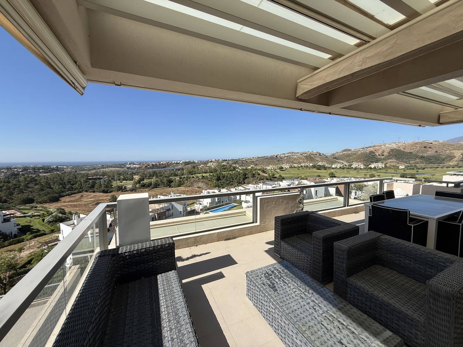 Ático de 2 habitaciones en Los Arqueros en venta - 1.150.000 € (Ref: 9894605)
