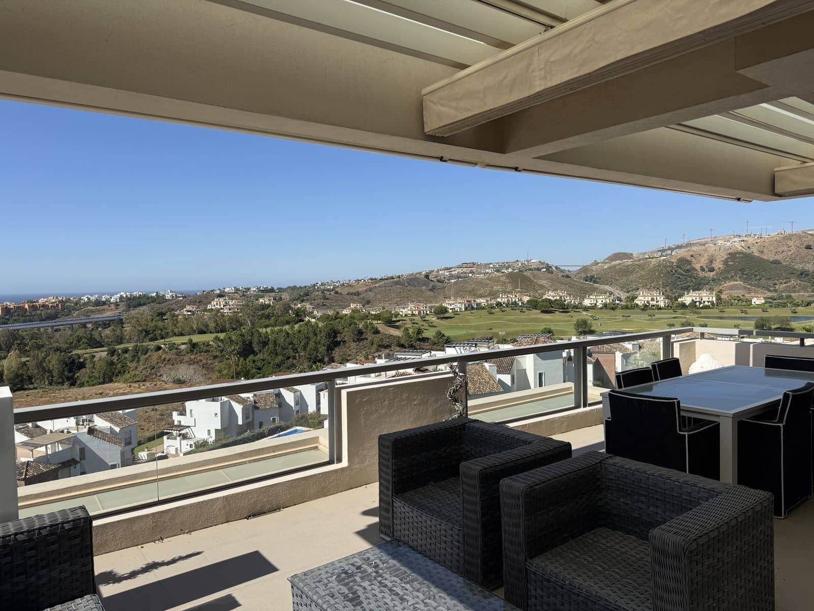 Ático de 2 habitaciones en Los Arqueros en venta - 1.150.000 € (Ref: 9894605)