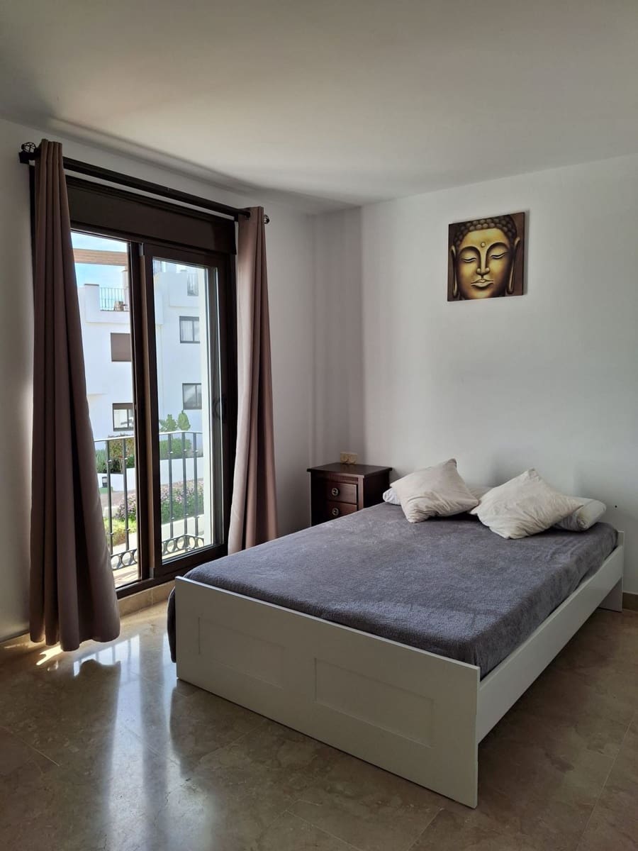 3 quarto Casa em Banda para venda em La Alcaidesa - 675 000 € (Ref: 9894607)