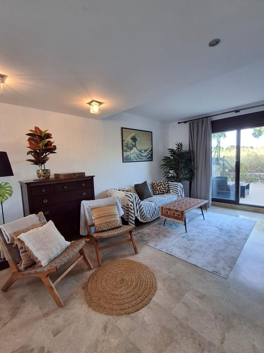 3 quarto Casa em Banda para venda em La Alcaidesa - 675 000 € (Ref: 9894607)