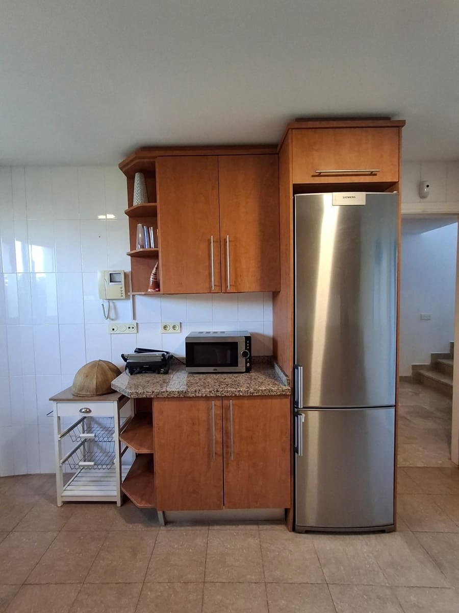 3 quarto Casa em Banda para venda em La Alcaidesa - 675 000 € (Ref: 9894607)