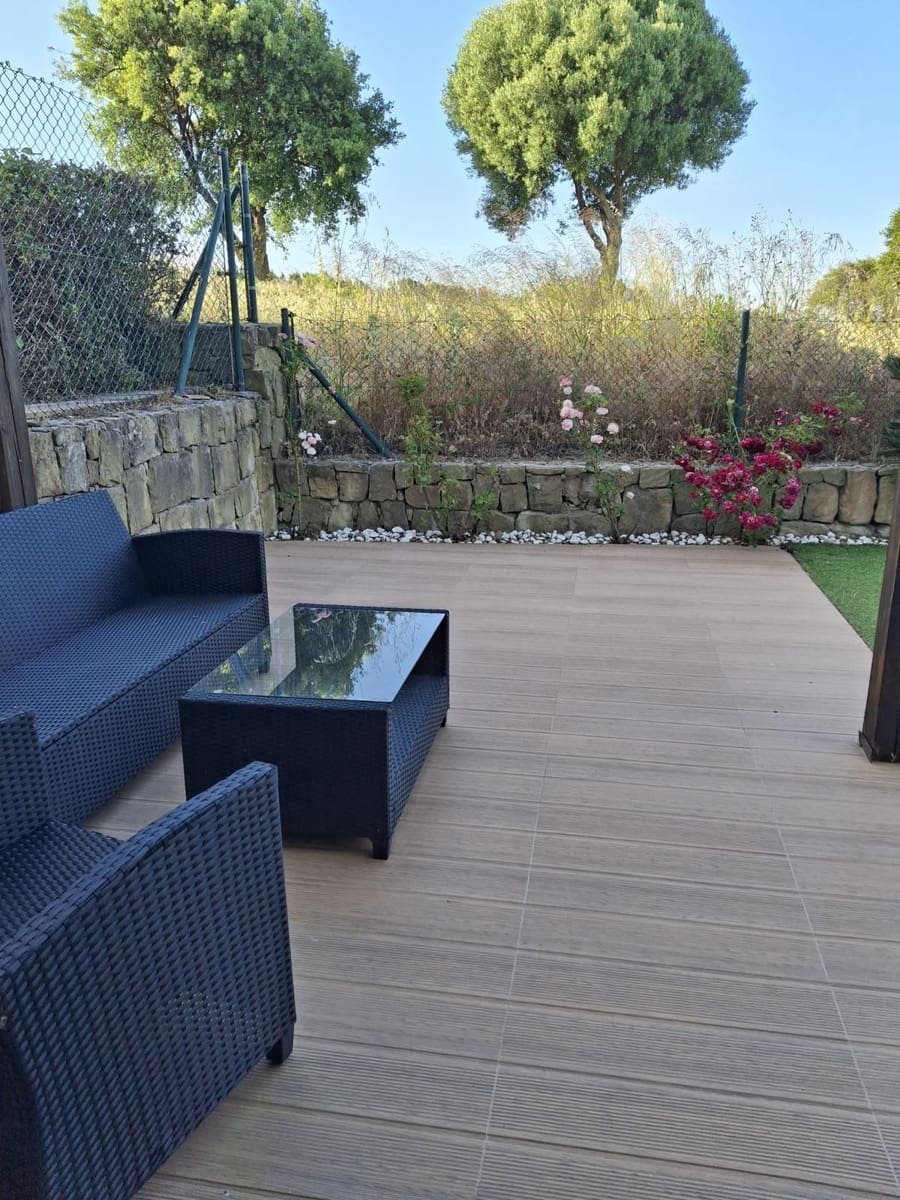 3 quarto Casa em Banda para venda em La Alcaidesa - 675 000 € (Ref: 9894607)