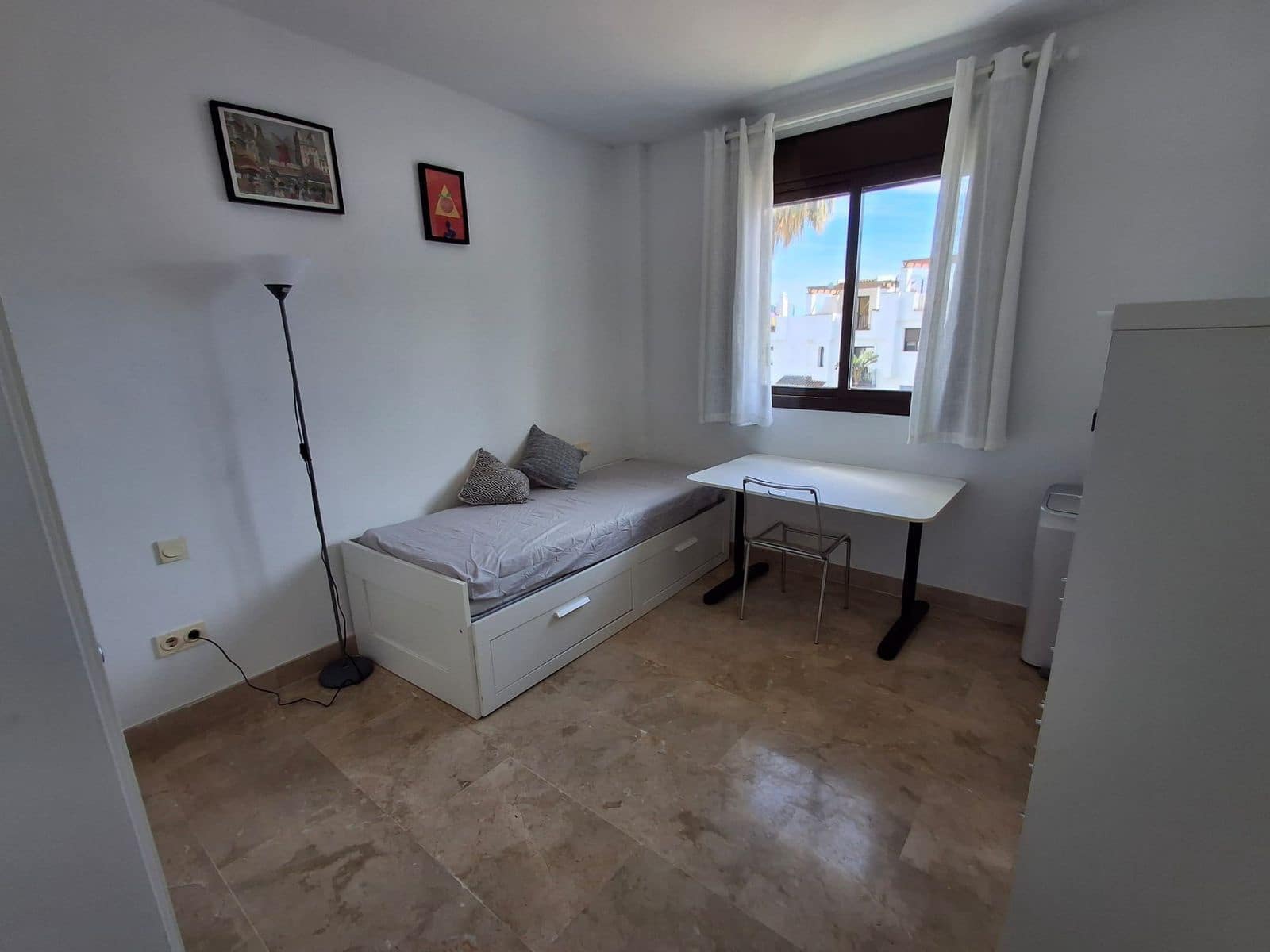 3 quarto Casa em Banda para venda em La Alcaidesa - 675 000 € (Ref: 9894607)
