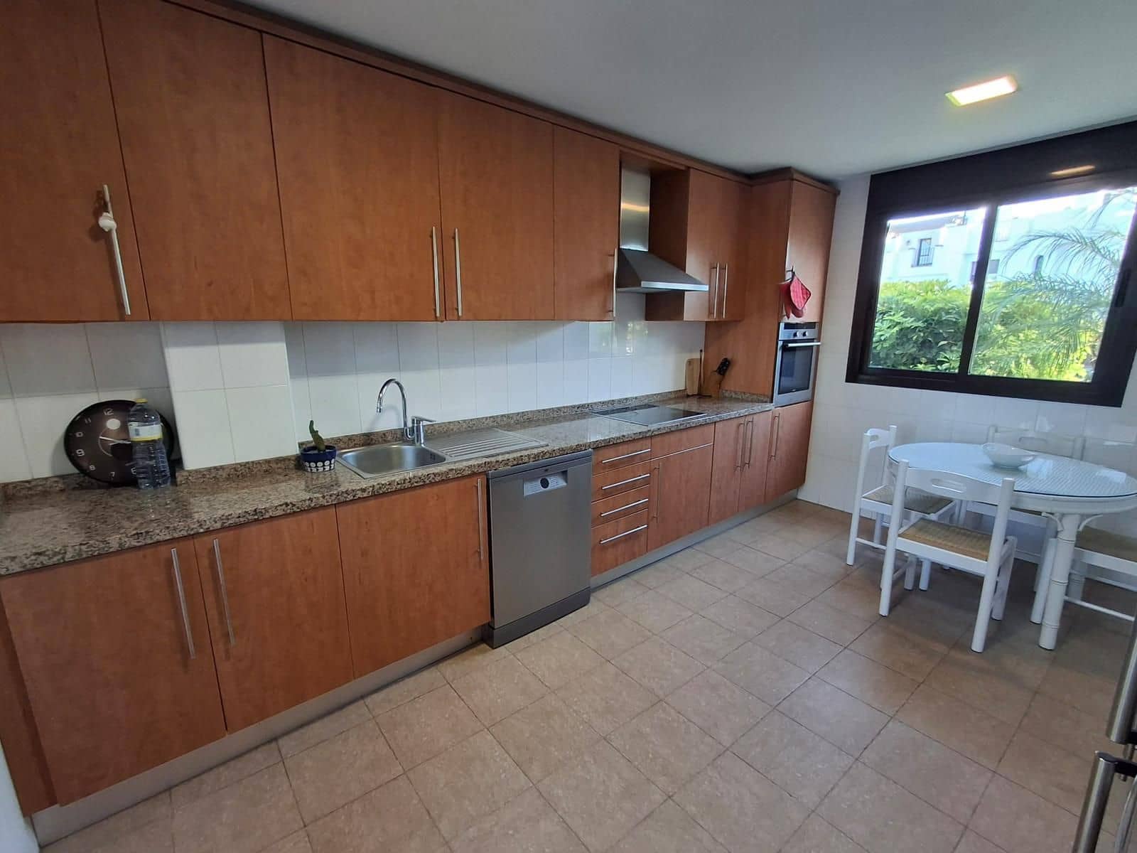3 quarto Casa em Banda para venda em La Alcaidesa - 675 000 € (Ref: 9894607)