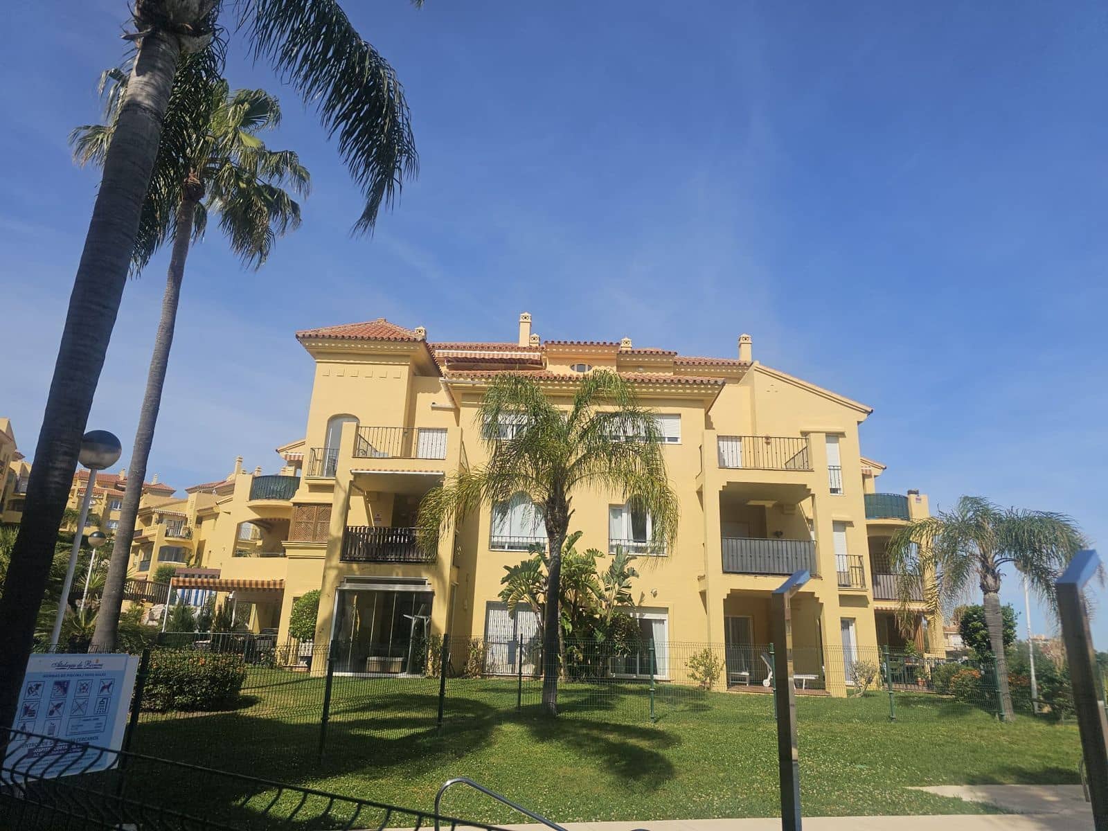 3 chambre Appartement à vendre à Mijas Costa - 420 000 € (Ref: 9894611)