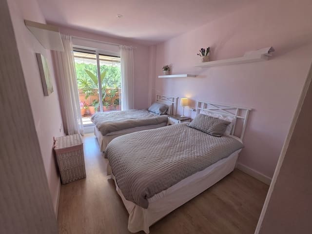 3 soveværelse Lejlighed til salg i Golden Mile, Marbella - € 950.000 (Ref: 9894614)
