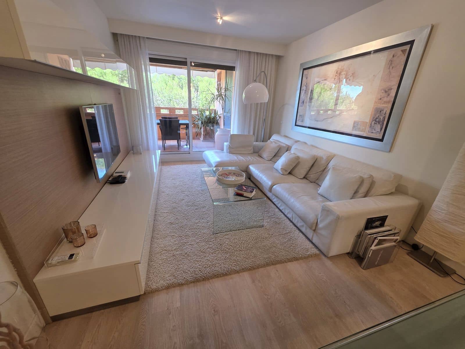 3 soveværelse Lejlighed til salg i Golden Mile - € 950.000 (Ref: 9894614)