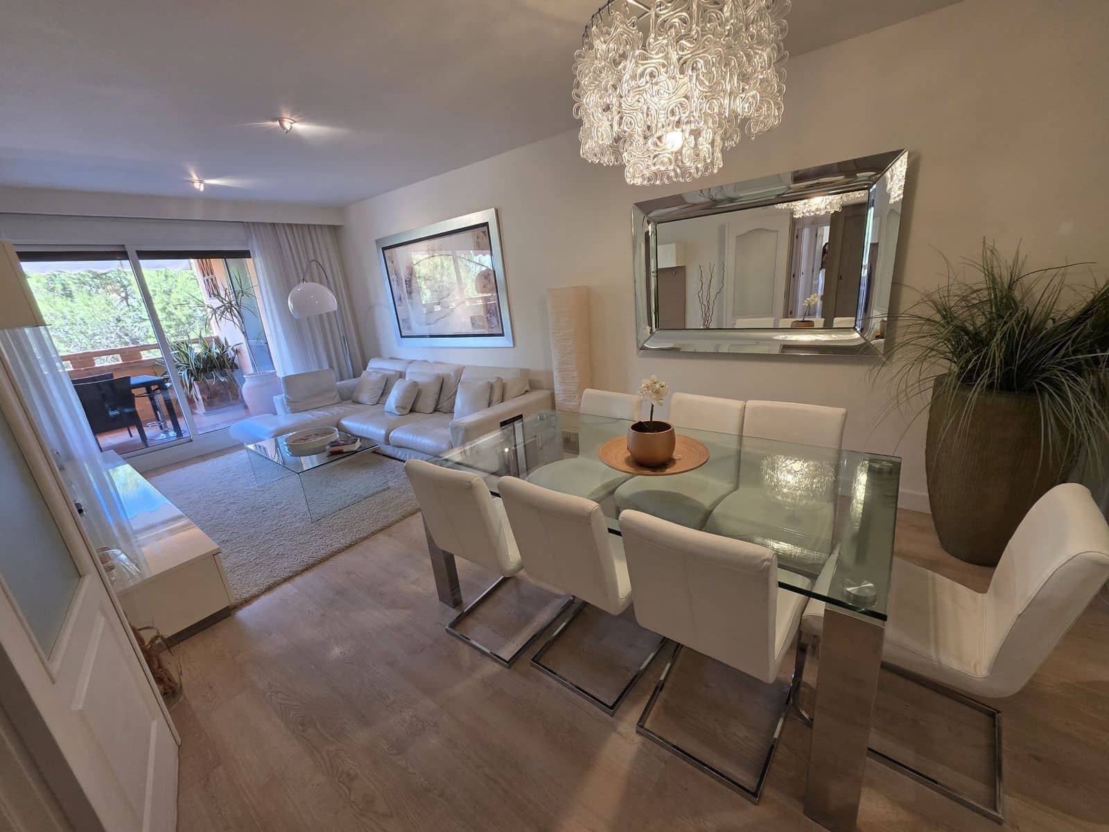 3 soveværelse Lejlighed til salg i Golden Mile - € 950.000 (Ref: 9894614)