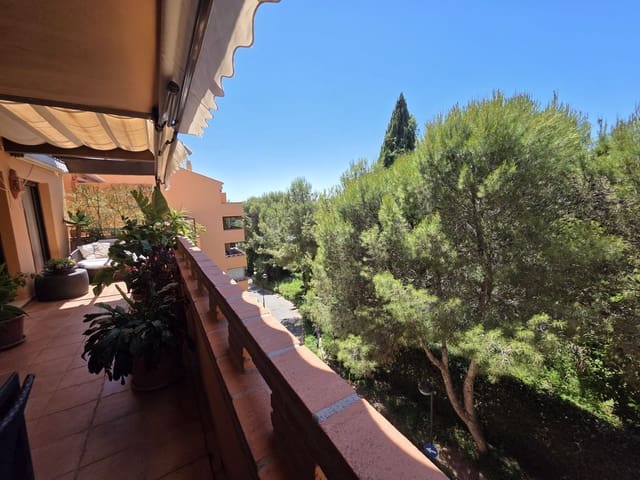 3 soveværelse Lejlighed til salg i Golden Mile, Marbella - € 950.000 (Ref: 9894614)